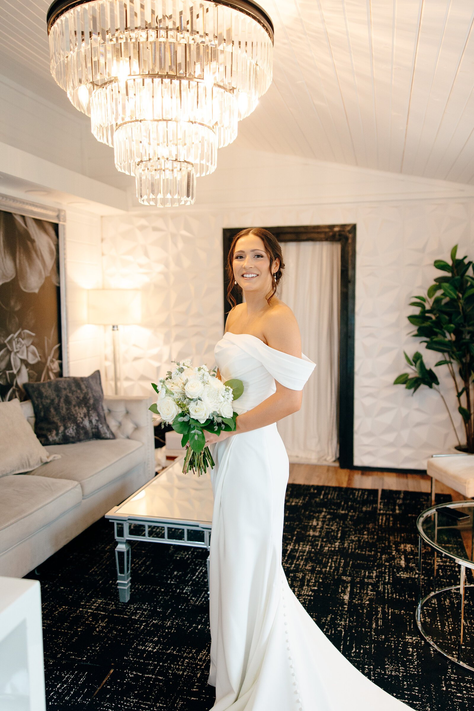 An Intentional Black-Tie Celebration: Luxury Wedding Inspiration in Des Moines